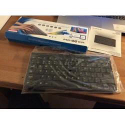 Slimline bluetooth keyboard