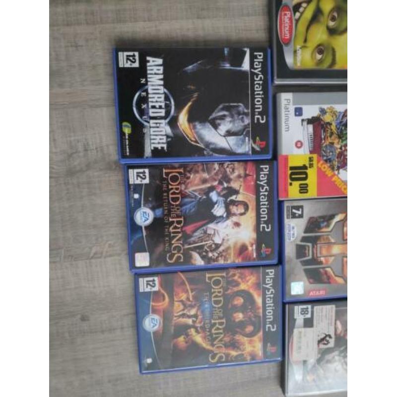 11 PlayStation 2 games, nette staat!