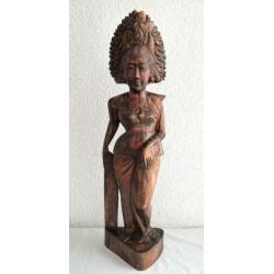 Grote Balinese houten sculptuur vrouw, 61 cm hoogte