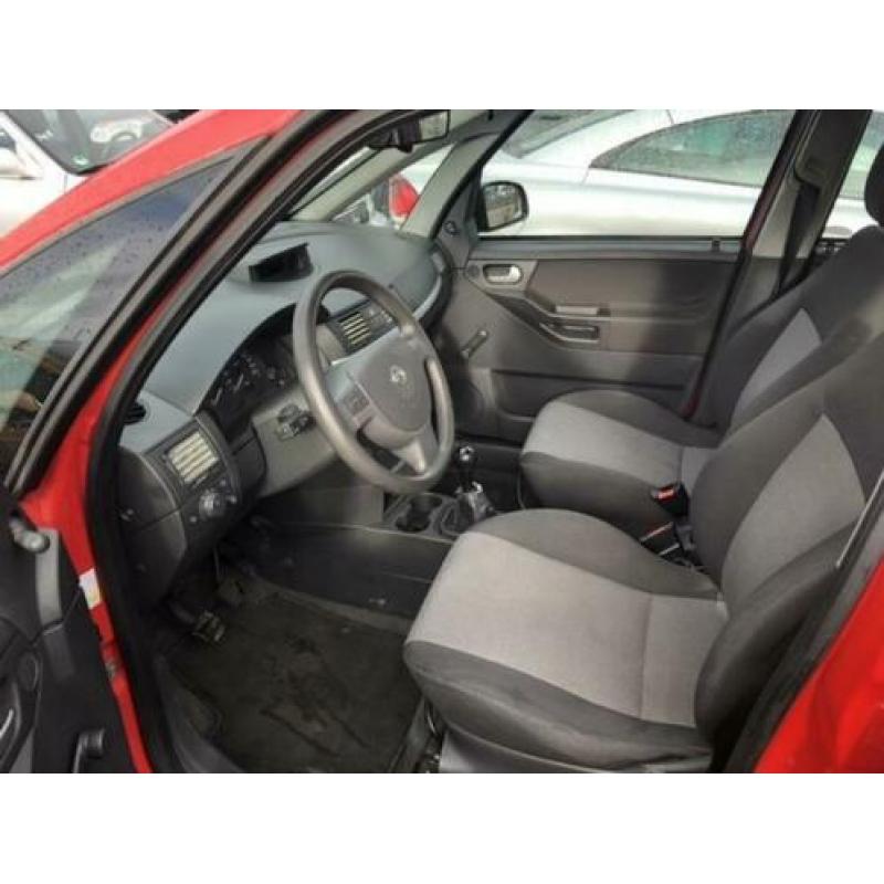 Opel Meriva 1.6-16V Essentia