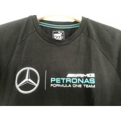 Mercedes AMG Formule 1 outfit: vest, T-shirt en broek