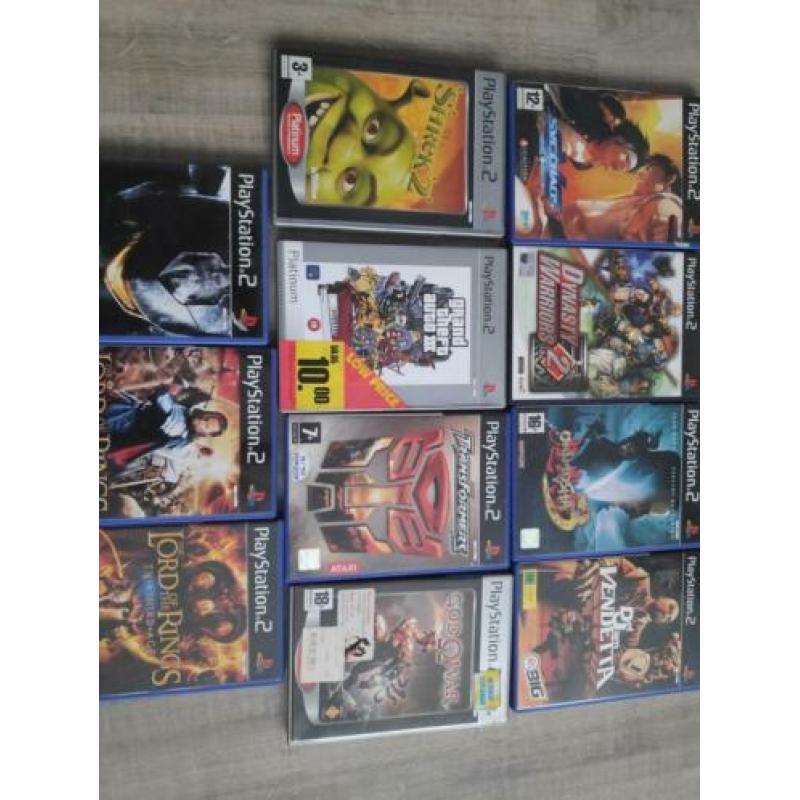 11 PlayStation 2 games, nette staat!