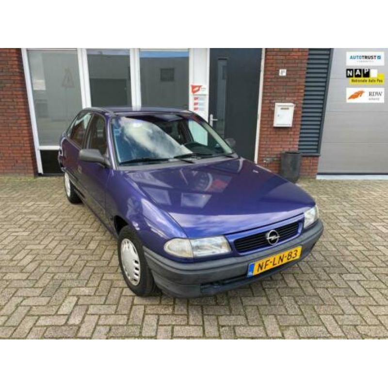 Opel Astra 1.6i GL / Automaat / NAP / 3e Eig / Uniek