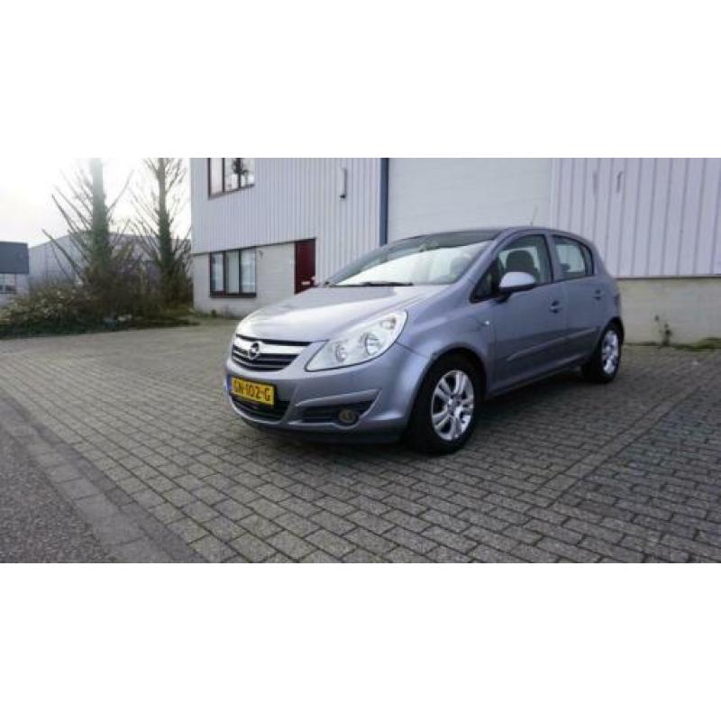 Opel Corsa 1.2-16V Essentia 5DEURS/AIRCO/LMVELGEN/157.000km