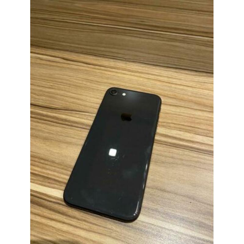 iPhone 8 64GB scherm kras vrij! Incl doos