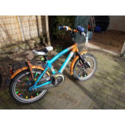 Super stoere en degelijk sterke jongens fiets Iron Horse