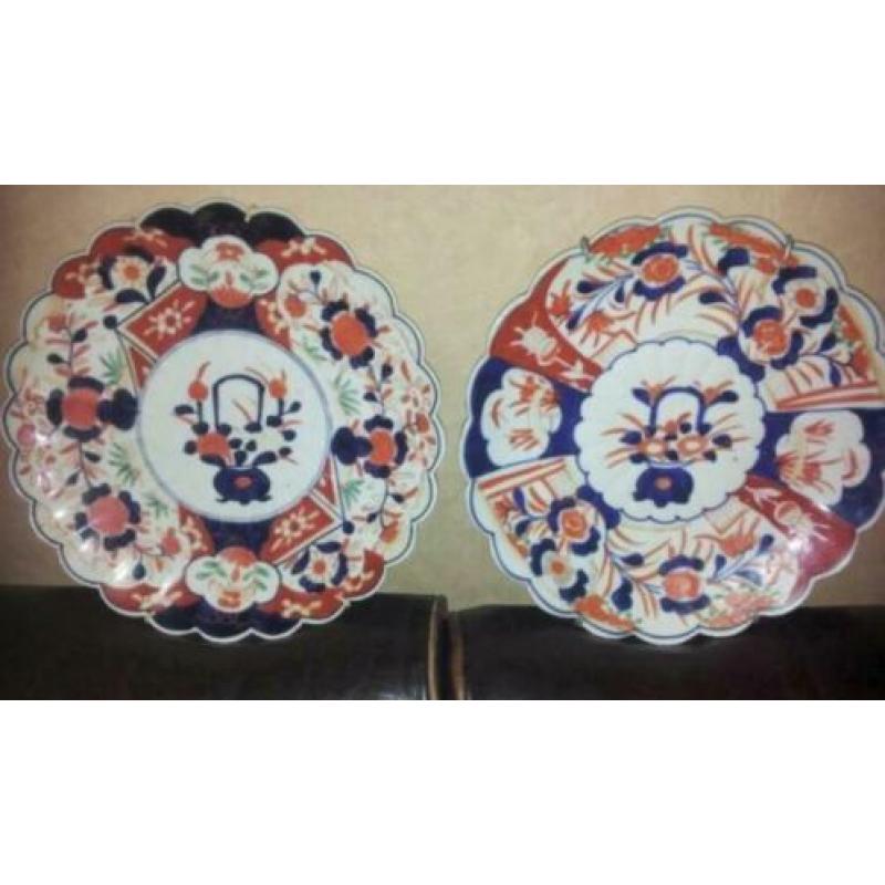 2 Hele mooie Imari borden 30 cm en PUNTGAAF