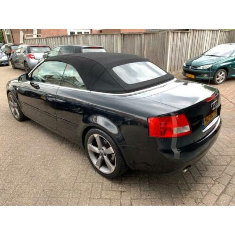 Audi A4 Cabriolet 2.4 5V AUTOMAAT