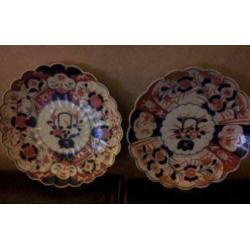 2 Hele mooie Imari borden 30 cm en PUNTGAAF