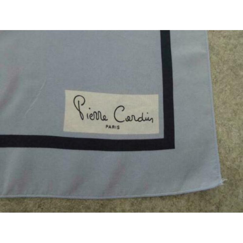 Vintage Pierre Cardin Paris zijden shawl sjaal 100% zijde