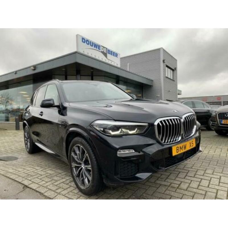 BMW X5 xDrive30d M-sport 30 Pano|Dr.ass.pro|Trekhaak|HUD|Sof