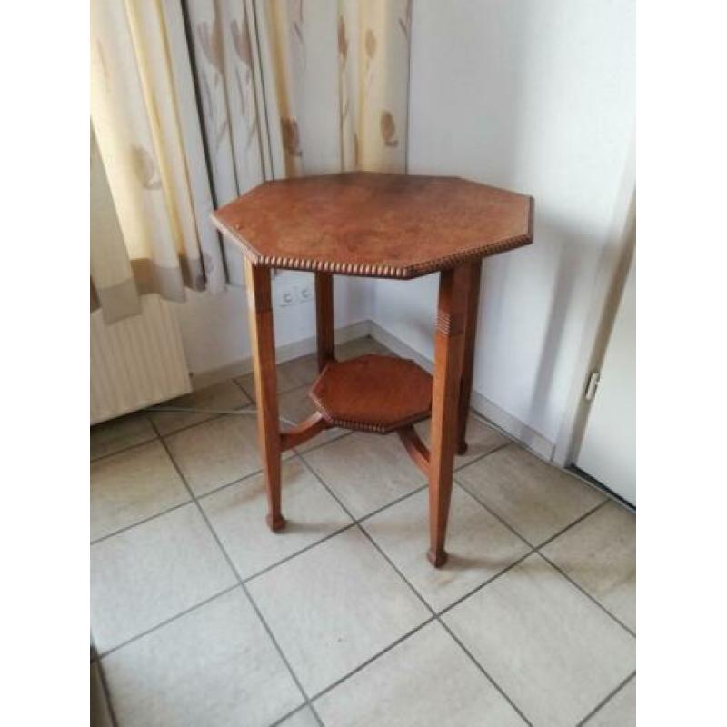 (bijzet) tafel nostalgisch, vintage