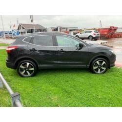 Nissan Qashqai 1.2 Connect Edition Tekna PANO / NAVI / LMV