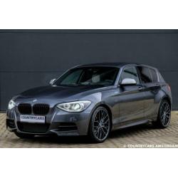 BMW M135 i xDrive Harman&Kardon Leder Sportchassi