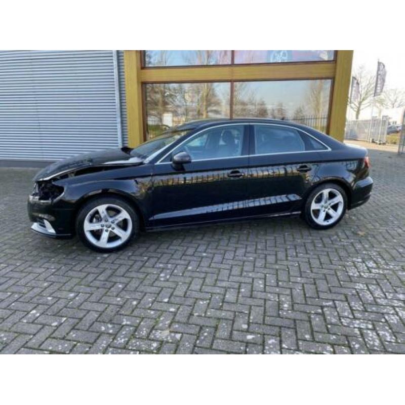 Audi A3 Limousine 1.6 TDI Sport Lease Edition Aut Nav