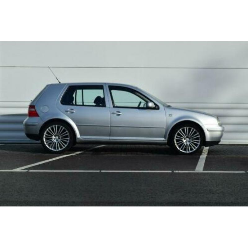 Volkswagen Golf 1.6 AUT 1e Eig! Xenon Clima Cruise 18'' R32