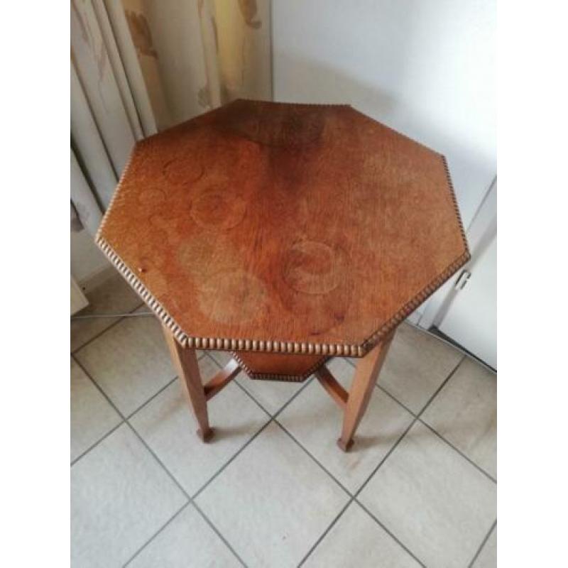 (bijzet) tafel nostalgisch, vintage