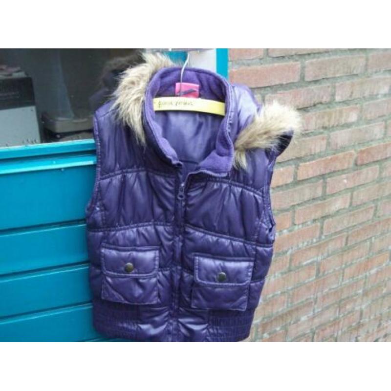 Bodywarmer maat 134