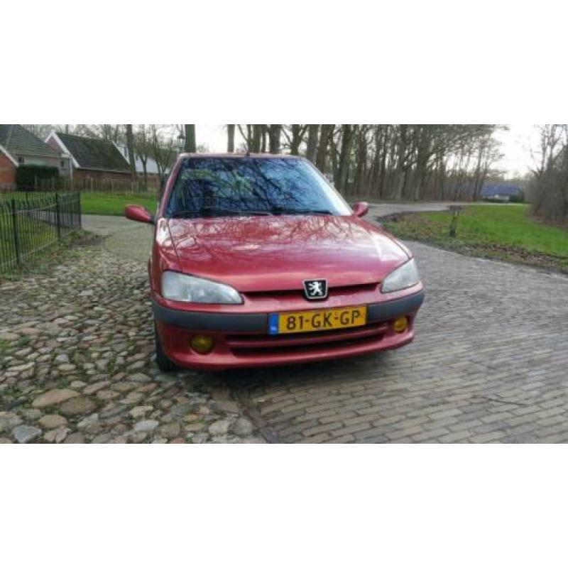 Peugeot 106 -SPORT-KUIPSTOELEN-140 DKM-NAP-ALLE INRUIL MOG!!