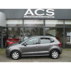 Volkswagen Polo 1.2 Easyline 5 DRS AIRCO CV ELEC RAMEN CD