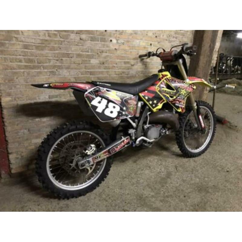 Suzuki rm 125 cc ( ktm kx yz cr 250 450 350)