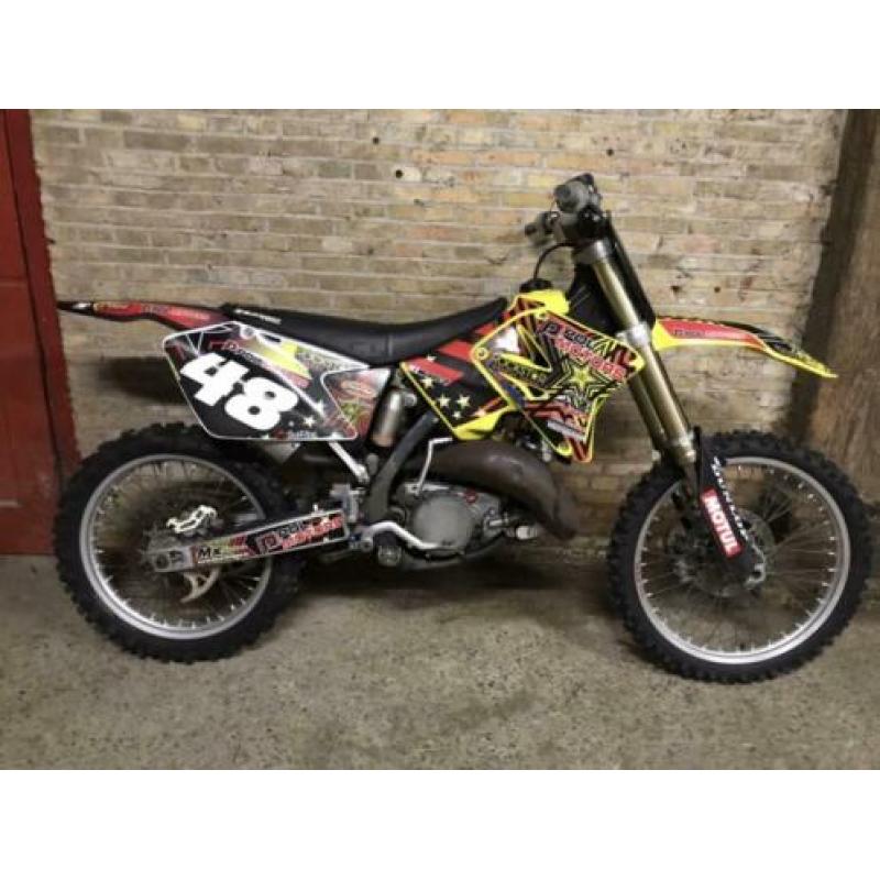 Suzuki rm 125 cc ( ktm kx yz cr 250 450 350)