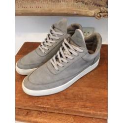 **KASTOPRUIMING** FILLING PIECES Low Top Nappa Grey Sneakers