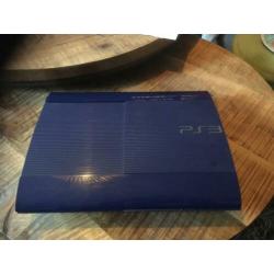 PS3 500gb speelt ook blue-ray disc incl 3 controllers