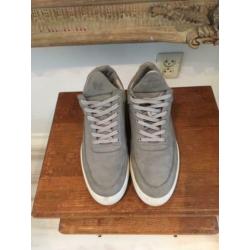 **KASTOPRUIMING** FILLING PIECES Low Top Nappa Grey Sneakers