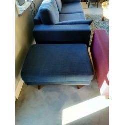 3 zitsbank met hocker en loveseat