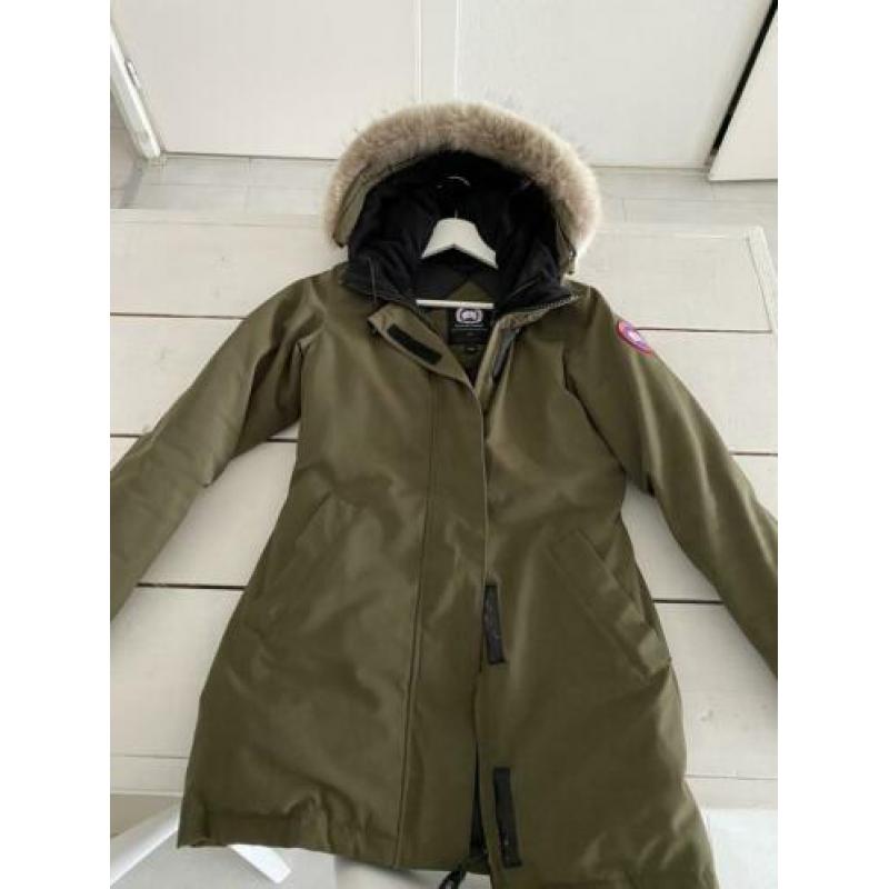 Canada Goose army xs