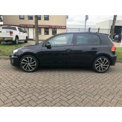 Volkswagen Golf 2.0 TDI 103KW DSG 2012 Zwart DSG sportbak