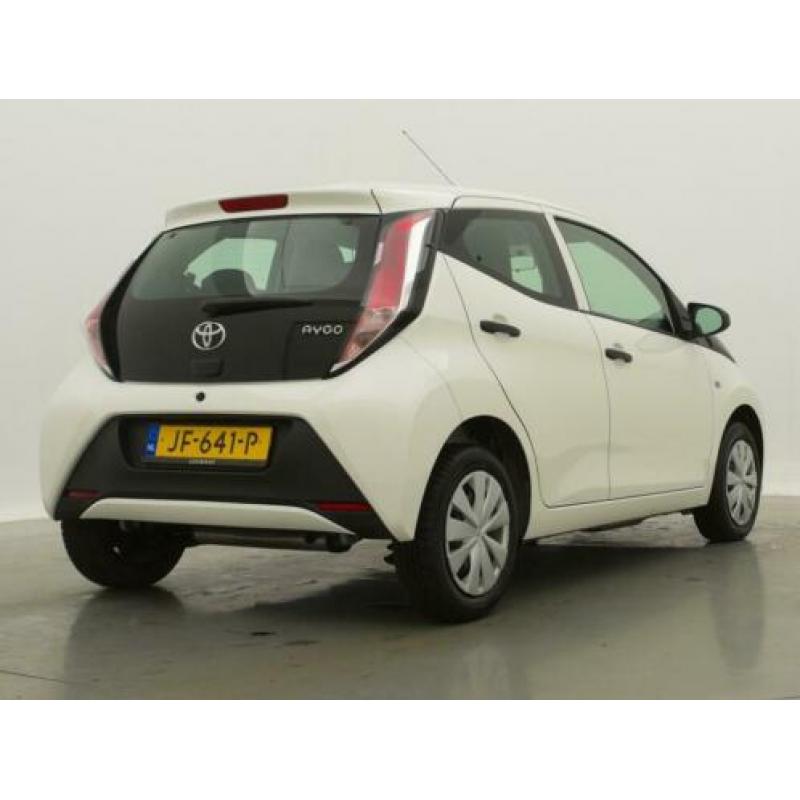 Toyota Aygo 1.0 VVT-i x-now | Airco | Elektrische Ramen