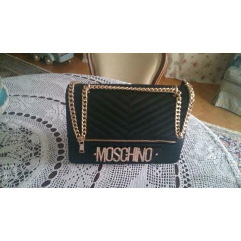 Nieuwe moschino damestas