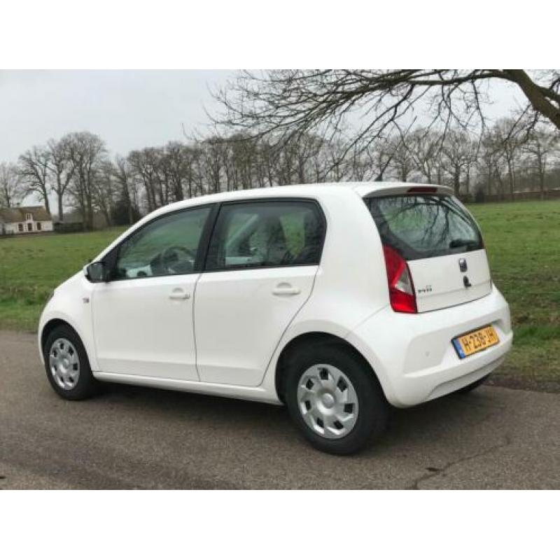 SEAT Mii 1.0 Style Chic airco Automaat Navigatie 5drs