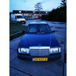 Mercedes 200-Serie 3.0 300 E HAND 1986 Blauw AIRCO elc ramen