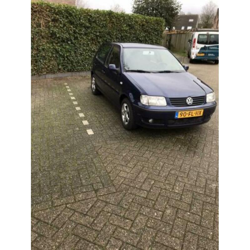 Volkswagen Polo 1.4 44KW 2000 Blauw