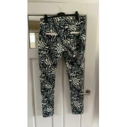 Broek Zizo met gave print, maat 46