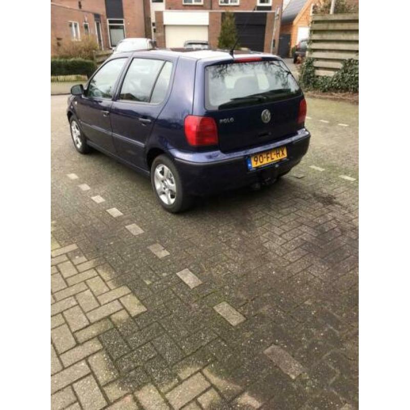 Volkswagen Polo 1.4 44KW 2000 Blauw