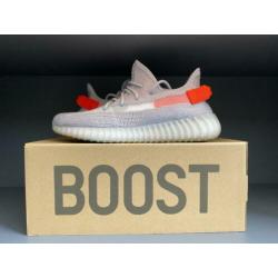 Adidas Yeezy Boost 350 V2 Tail Light 42 2/3