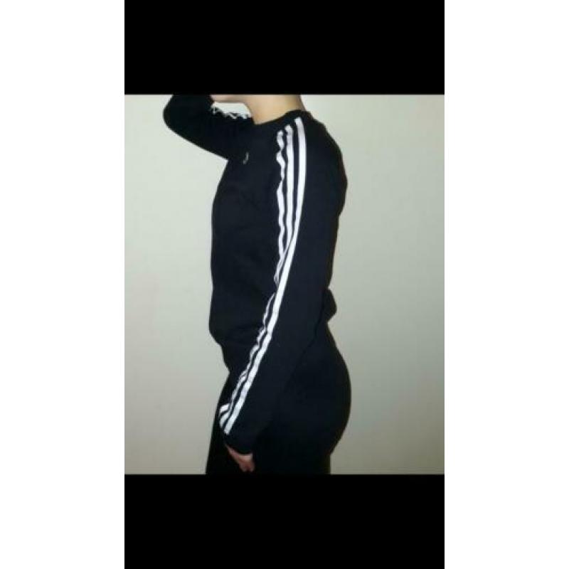 Adidas sweater -zwart