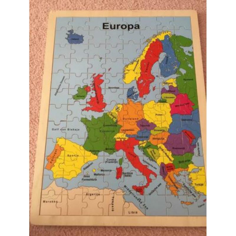 Een mooi houten puzzel plaat va Europa