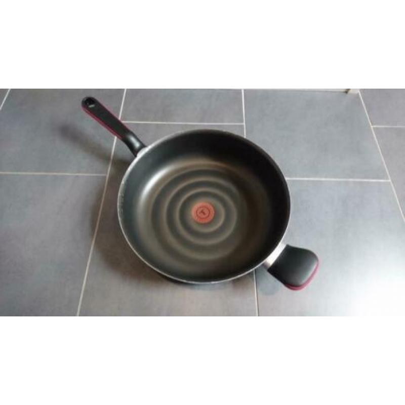 Tefal Hapjespan met deksel te koop