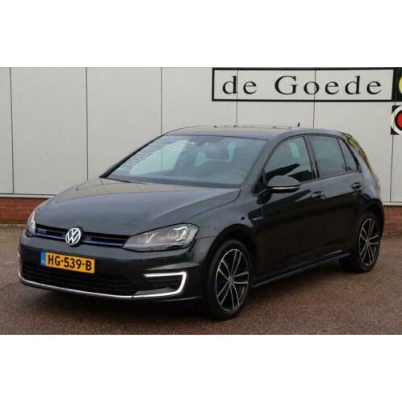 Volkswagen Golf 1.4 TSI GTE org NL-auto automaat navigatie 1