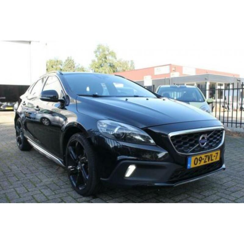 Volvo V40 Cross Country 1.6 D2 Summum Leer Navi ECC Keyless