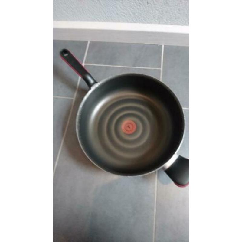 Tefal Hapjespan met deksel te koop