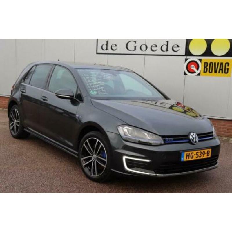 Volkswagen Golf 1.4 TSI GTE org NL-auto automaat navigatie 1