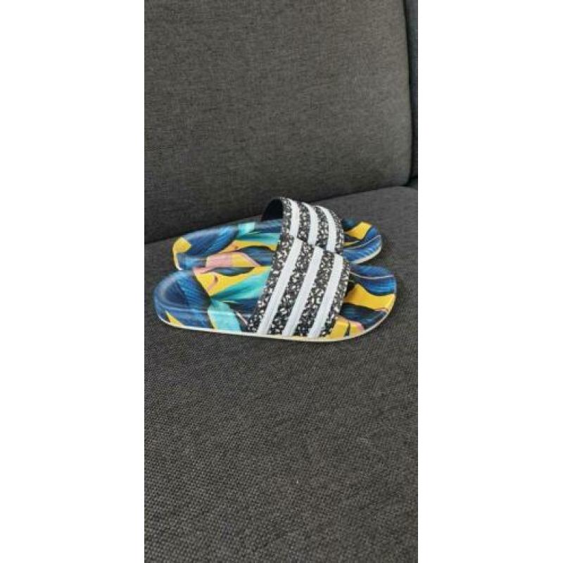 Adidas slippers