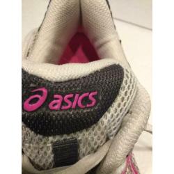 ASICS HARDLOOPSCHOENEN WIT / ROZE maat 38