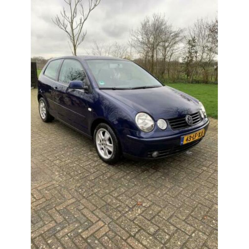 Volkswagen Polo 1.4 55KW 2003 Blauw